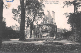 77 FONTAINEBLEAU - Carte Photo Hôtel Du Tambour Rue Saint Louis, Propriété De Mr Fouret - Fontainebleau