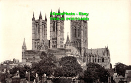 R355840 Lincoln Cathedral. S. W. E. T. W. D. Postcard - Monde
