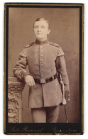 Fotografie Gebr. Rummel, Germersheim, Junger Soldat In Musiker Uniform Rgt. 17, Bajonett Mit Portepee  - Anonieme Personen