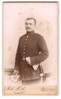 Fotografie Rich. Huth, Bautzen, Sächsischer Soldat In Uniform Mit Bajonett Und Portepee  - Anonieme Personen