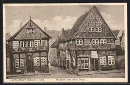 AK Mölln /Lbg., Museum Und Altes Haus  - Mölln