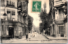 92 BOIS COLOMBES - La Rue Du Sentier. - Autres & Non Classés