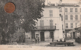 13 - Carte Postale Ancienne De ISTRES  Place De L'Hotel De Ville - Istres