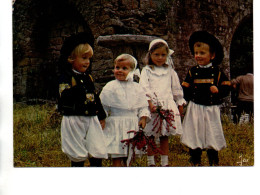 CP Sourire De BRETAGNE Enfants En Costume De Cornouaille - Bretagne