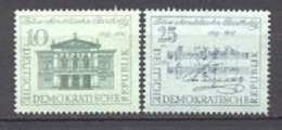 DDR    391/392  * *  TB  Musique   Cote 3 Euro     - Unused Stamps