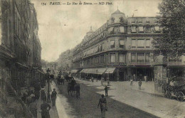 PARIS  La Rue De Sèvres Animée Commerces Attelages RV - District 06