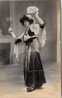 87 LIMOGES - CARTE PHOTO - Femme Costumee En Espagnole  - Limoges