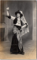 87 LIMOGES - CARTE PHOTO - Femme Costumee  - Limoges