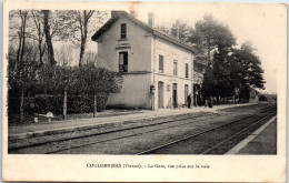 86 COULOMBIERS - La Gare, Vue Prise Sur La Voie. - Altri & Non Classificati