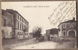 CPA 30 - CLARENSAC - Place De La Mairie - TB PLA?N CENTRE VILLAGE - Petite Animation - Andere & Zonder Classificatie