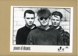 LE GROUPE DE CHANTEURS POWER OF DREAMS - Berühmtheiten