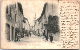 38 BEAUREPAIRE - La Rue De La Republique.  - Other & Unclassified