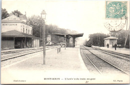 91 MONTGERON - L'arrivee Du Train En Gare. - Montgeron