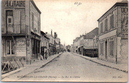 51 MOUMELON LE GRAND - La Rue De Chalons  - Mourmelon Le Grand