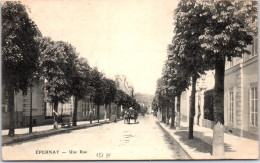 51 EPERNAY - Une Rue -  - Epernay