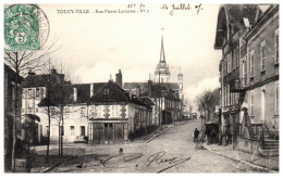 89 TOUCY VILLE - La Rue Pierre Larousse. - Toucy