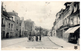 89 TONNERRE - La Rue General Campenon  - Tonnerre