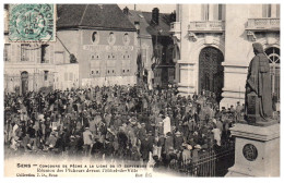 89 SENS - Concours De Peche, Reunion Devant L'hotel De Ville - Sens