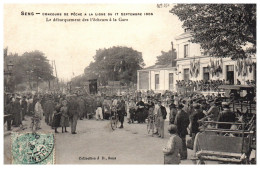 89 SENS - Concours De Peche, Debarquement A La Gare  - Sens