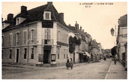89 AVALLON - La Rue De Lyon. - Avallon