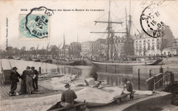C P A  -  56  -  LORIENT   -   Cours Des Quais  Et  Bassin Du Commerce - Lorient