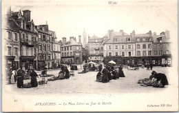 50 AVRANCHES - La Place Littre Un Jour De Marche  - Avranches