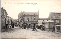 47 FUMEL - Place Du Poids Public Et Chapelle De La Recluse. - Fumel