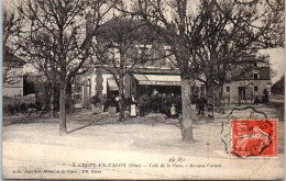 60 CREPY EN VALOIS - Cafe De La Gare, L'avenue Carnot. - Crepy En Valois