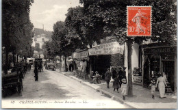 63 CHATEL GUYON - Un Coin De L'avenue De Baraduc. - Châtel-Guyon