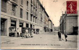 77 CHAMPAGNE SUR SEINE - La Rue Des Ecoles -  - Champagne Sur Seine