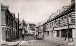76 AUMALE - La Rue Saint Lazare  - Aumale