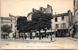 94 GENTLLY - La Place De La Fontaine  - Gentilly