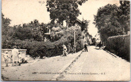 94 FONTENAY SOUS BOIS - La Fontaine Et La Rue Des Carreaux. - Fontenay Sous Bois