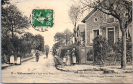 93 VILLEMOMBLE - La Rue De La Poste. - Villemomble
