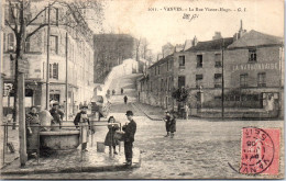 92 VANVES - La Rue Victor Hugo - Vanves