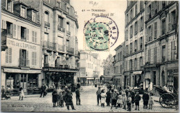 92 SURESNES - Une Vue De La Place Henri IV - Suresnes