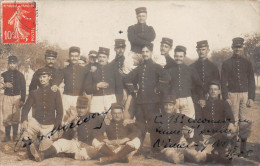 30 NÎMES - Carte Photo De La 13ème Escouade En Tenue D'exercice 1908 - Nîmes