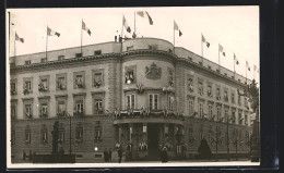 Foto-AK Wiesbaden, Schloss Im Festschmuck  - Wiesbaden