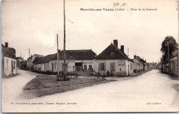 10 NEUVILLE SUR VANNE - La Place De La Bauvotte -  - Other & Unclassified