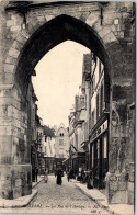 89 AUXERRE - Perspective De La Rue De L'horloge. - Auxerre