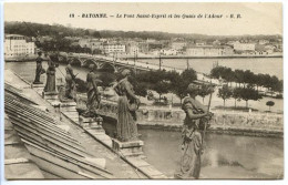 CPA 9 X 14 Pyrénées Atlantique BAYONNE Le Pont Saint Esprit Et Les Quais De L'Adour - Bayonne