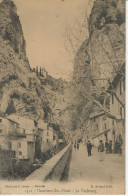 CPA04- MOUSTIERS-SAINTE-MARIE- Le Faubourg - Other & Unclassified