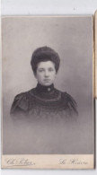 Photo C D V Havre Jeune Havraise Chignon Et Robe Noir Avec Bijoux  Photo Charles Potier  Le Havre  Réf 30562 - Identified Persons