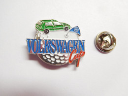 Beau Pin's , VW , VAG  Volkswagen Cup , Golf , Verso Quadrillé - Volkswagen