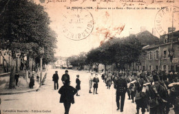 La Roche Sur Yon : Avenue De La Gare, Défilé De La Musique Du 93e - La Roche Sur Yon