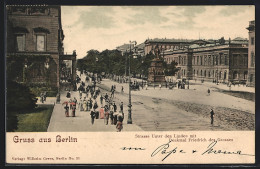 AK Berlin, Strassenpartie Unter Den Linden Mit Blick Auf Das Denkmal Friedrich Des Grossen  - Mitte