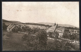 AK Dobel /Württ. Schwarzwald, Dorfpartie Mit Strasse Und Wiesen  - Autres & Non Classés