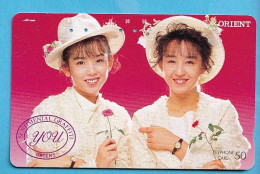 Japan Telefonkarte Japon Télécarte Phonecard -  Girl Frau Women Femme Orient - Personaggi