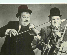 Cinema - Acteurs - Laurel And Hardy - CPM - Carte Neuve - Voir Scans Recto-Verso - Acteurs