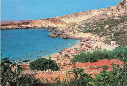 MALTE - Paradise Bay - Marfa - Malta - Animé - Vue Sur Une Plage - La Mer - Carte Postale - Malta